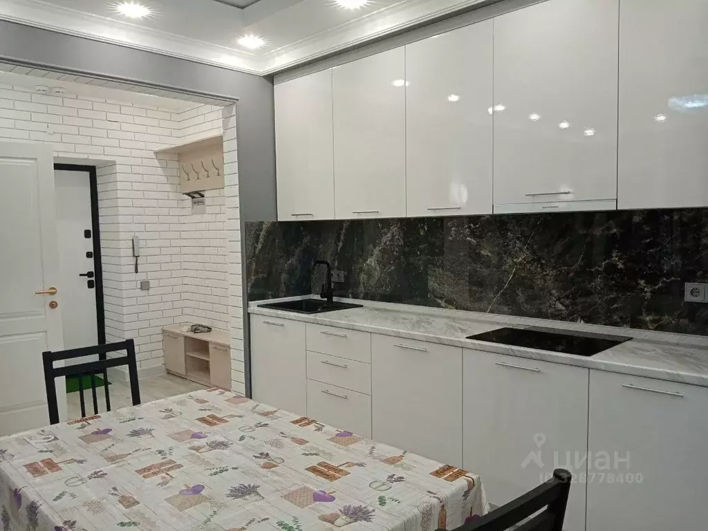 3-к кв. Красноярский край, Красноярск Караульная ул., 43/1 (75.0 м) - Фото 2