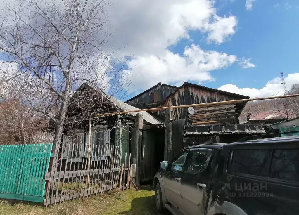 Дом в Свердловская область, Верх-Нейвинский пгт ул. Баскова (70 м) - Фото 1