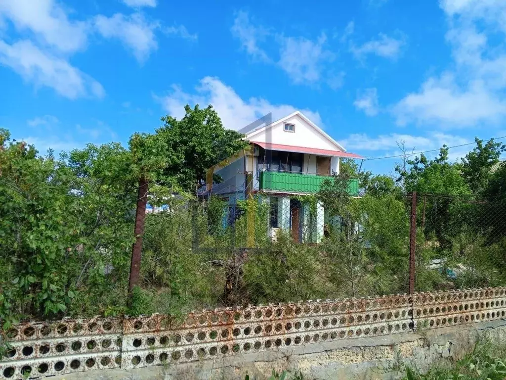 Дом в Крым, Сакский район, Штормовское с/пос, Полет СПК ул. Фруктовая ... - Фото 1