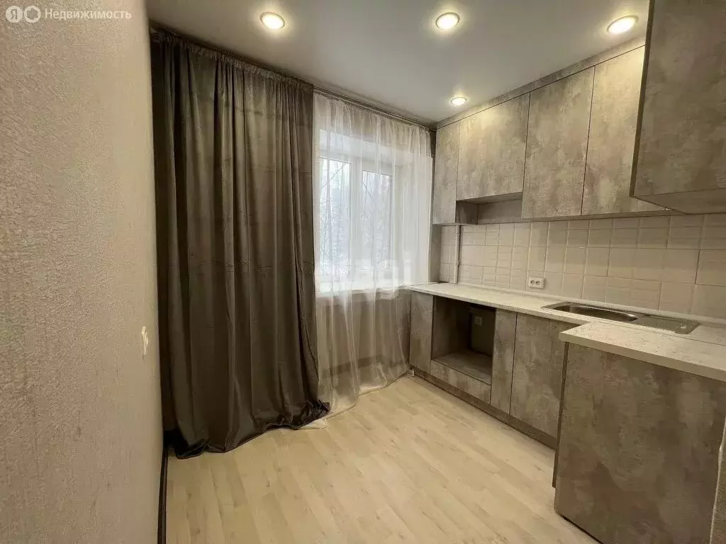 1-комнатная квартира: Тюмень, проезд Геологоразведчиков, 13 (31 м) - Фото 1