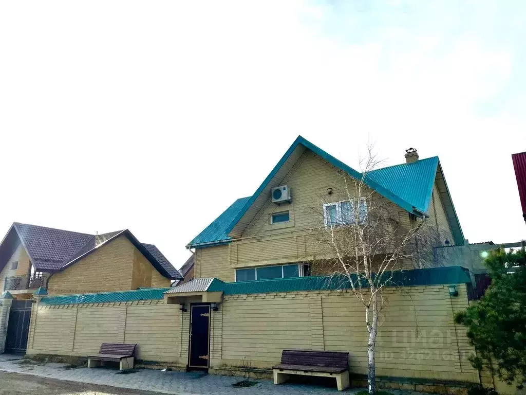 Дом в Дагестан, Махачкала Караман-7 мкр, ул. Золотая Вилка, 43А (250 ... - Фото 2