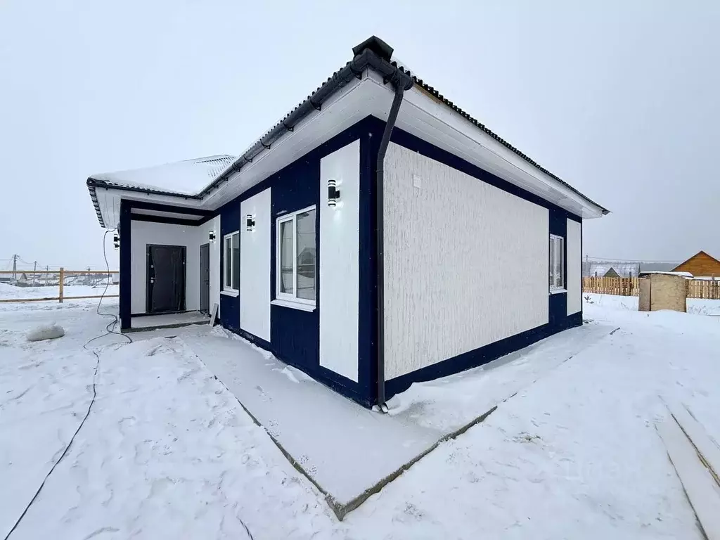 Дом в Иркутская область, Иркутский муниципальный округ, д. Куда ул. ... - Фото 1