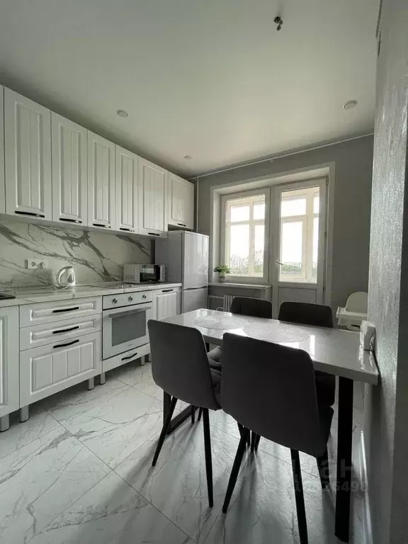 2-к кв. Татарстан, Казань ул. Братьев Касимовых, 21 (53.0 м) - Фото 1