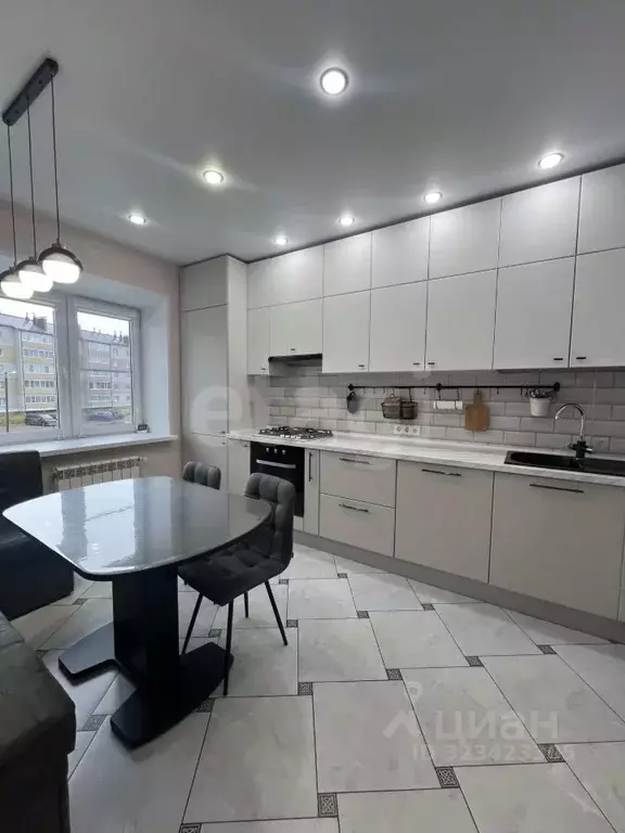 3-к кв. Архангельская область, Котлас просп. Мира, 7 (82.8 м) - Фото 1