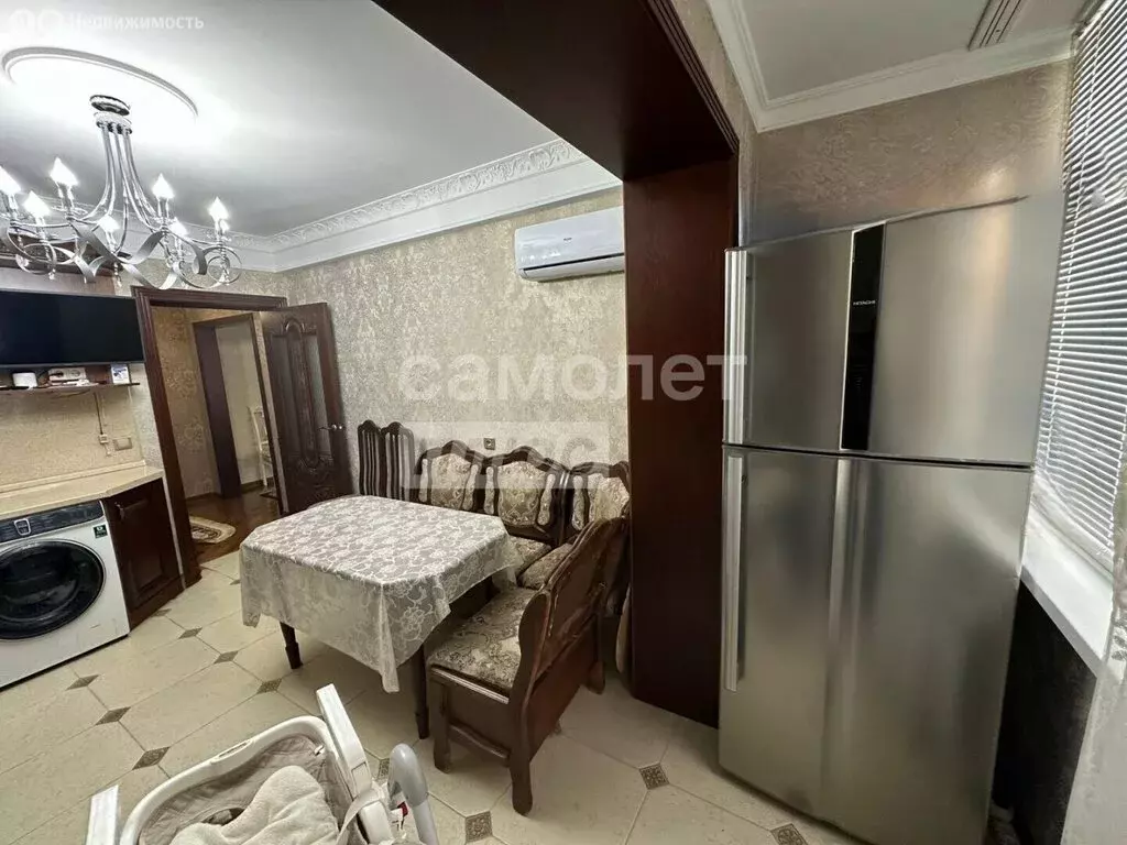 2-комнатная квартира: Каспийск, улица Ленина, 98А (68 м) - Фото 2