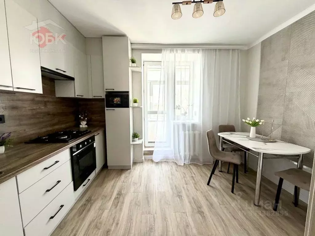 2-к кв. Крым, Евпатория ул. Интернациональная, 51А (50.0 м) - Фото 1