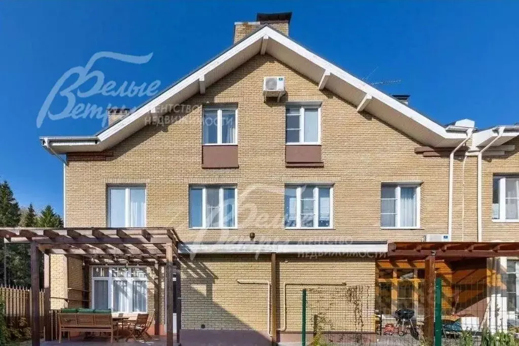 Таунхаус в Москва Озон кп, 132 (308 м) - Фото 1