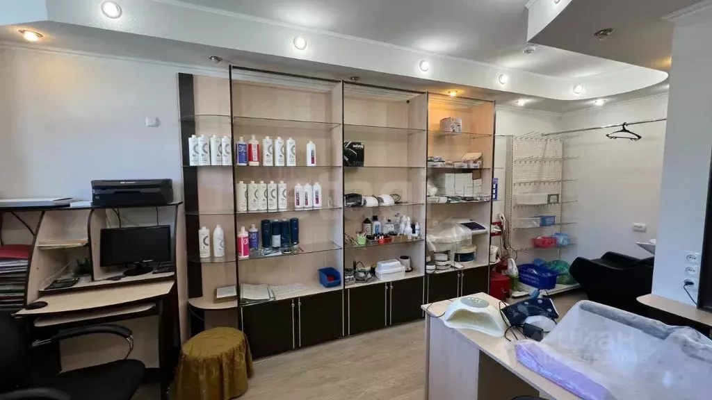 Торговая площадь в Крым, Феодосия ул. Базарная, 6 (52 м) - Фото 1