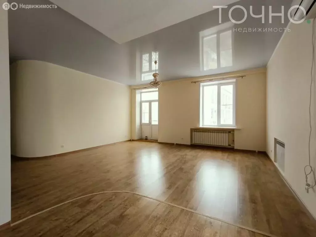 2-комнатная квартира: Пенза, улица Гладкова, 1 (70 м) - Фото 1