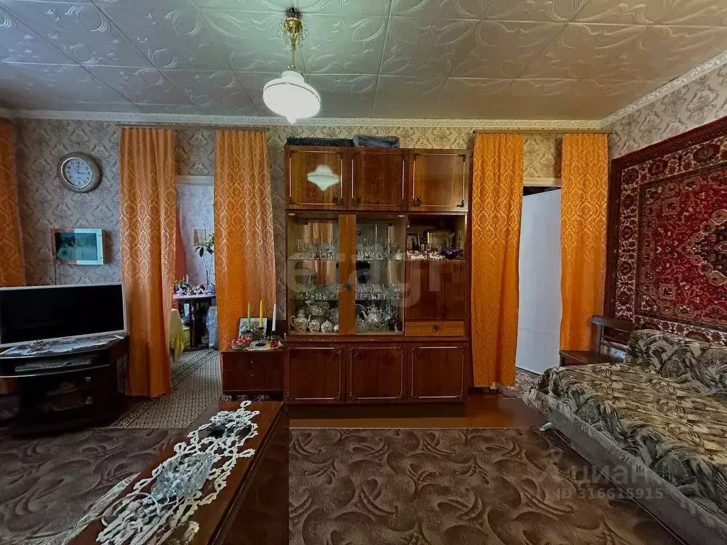 2-к кв. Тверская область, Кимры Коммунистическая ул., 12А (41.2 м) - Фото 0
