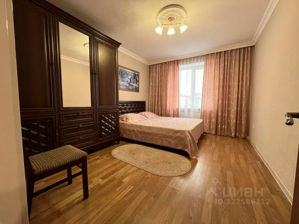 3-к кв. Северная Осетия, Владикавказ ул. Алихана Гагкаева, 7 (73.0 м) - Фото 1
