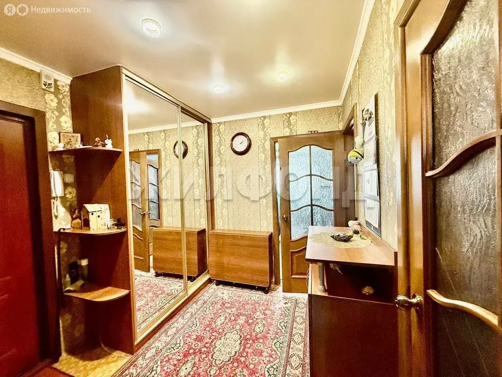 3-комнатная квартира: Тольятти, Ленинский проспект, 31 (63.4 м) - Фото 0