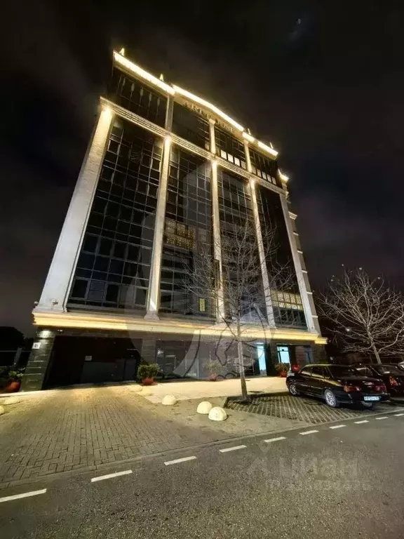 5-к кв. Краснодарский край, Краснодар Центральный мкр, ул. Чкалова, 8 ... - Фото 1