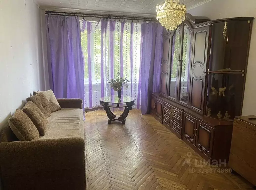 3-к кв. Ленинградская область, Гатчина ул. Хохлова, 17 (55.0 м) - Фото 1