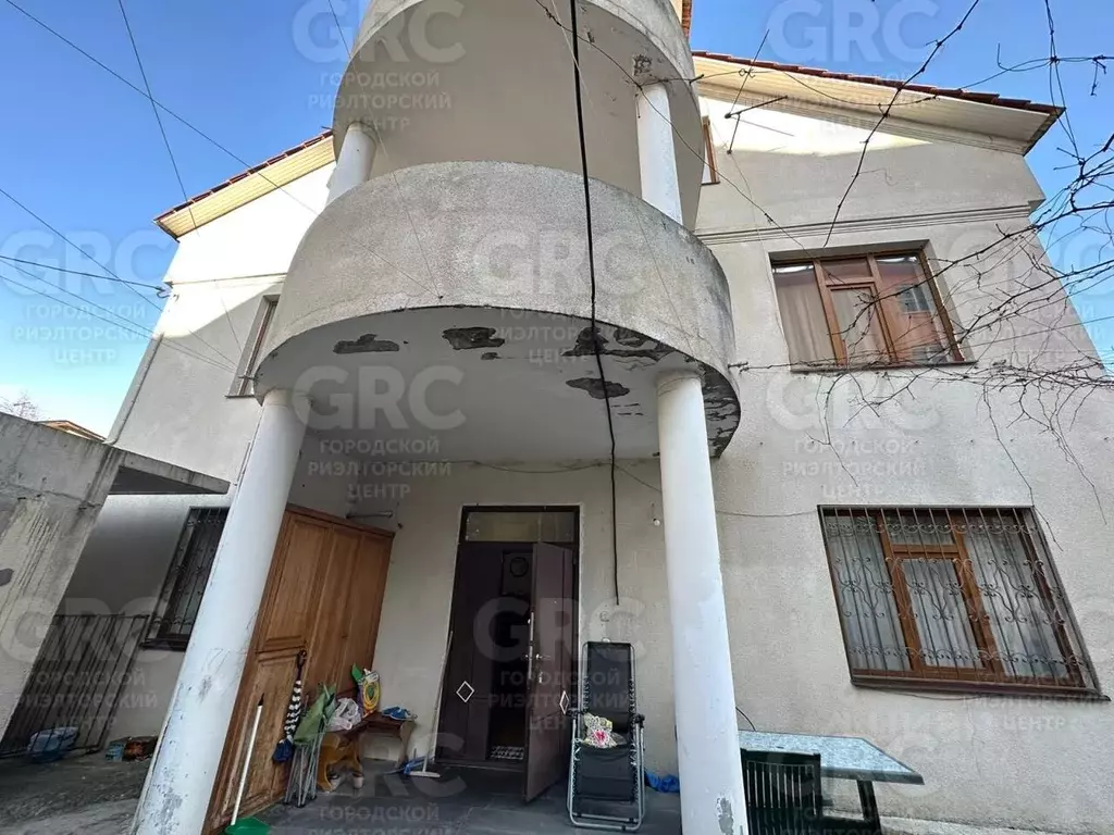 Дом в Краснодарский край, Сочи Центральный мкр, ул. Роз, 20Б (360 м) - Фото 1