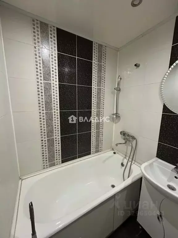 1-к кв. Бурятия, Улан-Удэ 111-й мкр, 14А (32.0 м) - Фото 2