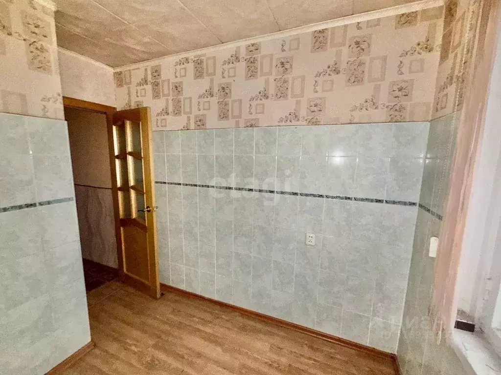 3-к кв. Белгородская область, Старый Оскол Комсомольский просп., 3 ... - Фото 0