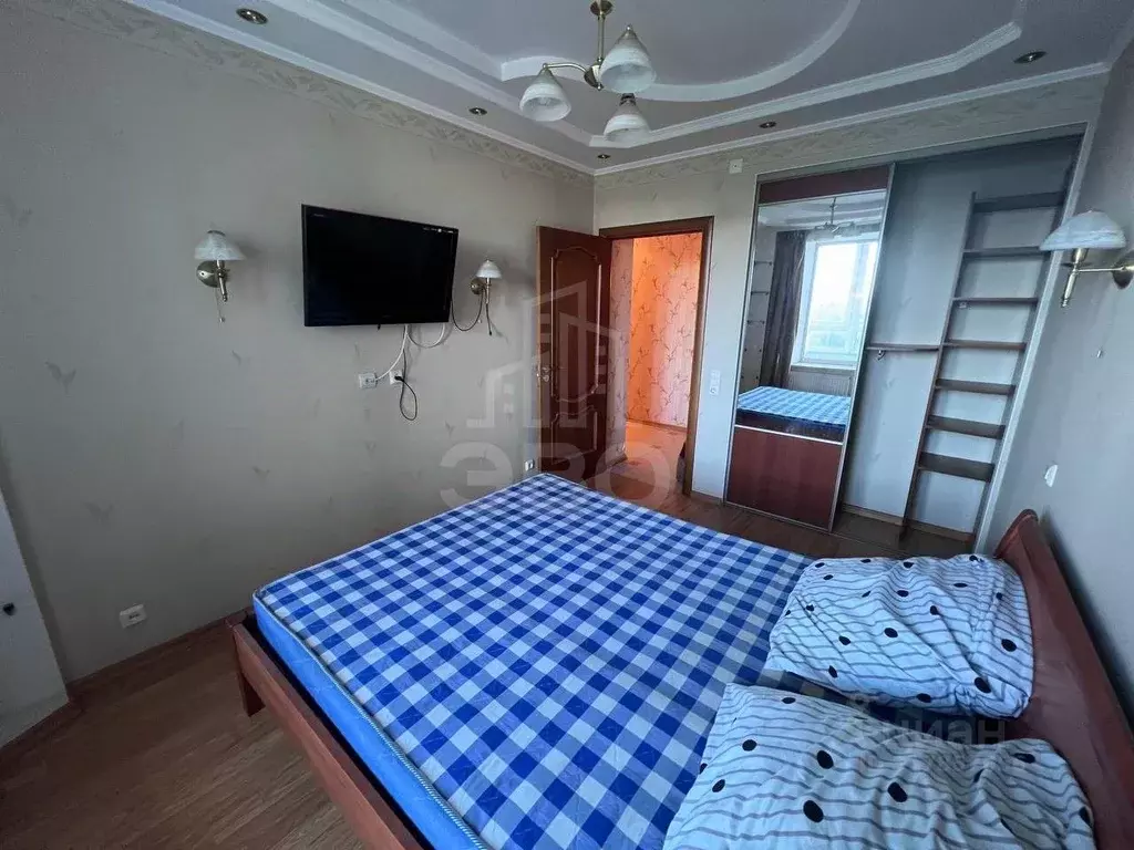 1-к кв. Санкт-Петербург просп. Ветеранов, 122 (66.0 м) - Фото 0