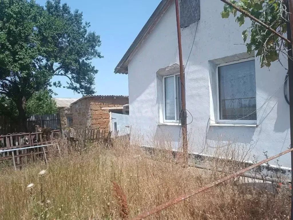 Дом в Крым, Красногвардейский район, с. Янтарное ул. Набережная (31 м) - Фото 1