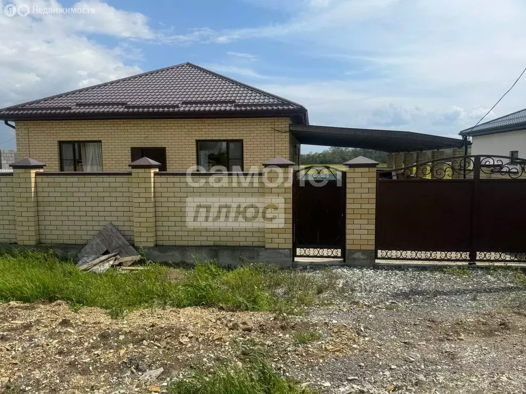 Дом в хутор Новоукраинский, улица Строителей (120 м) - Фото 1