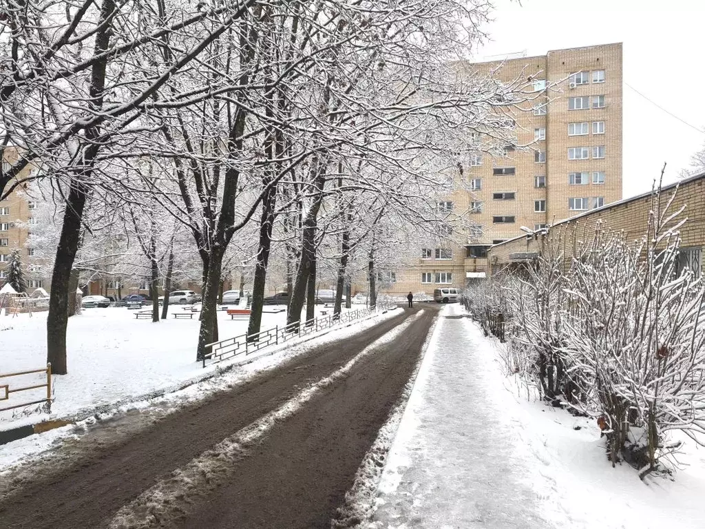 3-к кв. Смоленская область, Смоленск Нарвская ул., 21к2 (61.7 м) - Фото 1