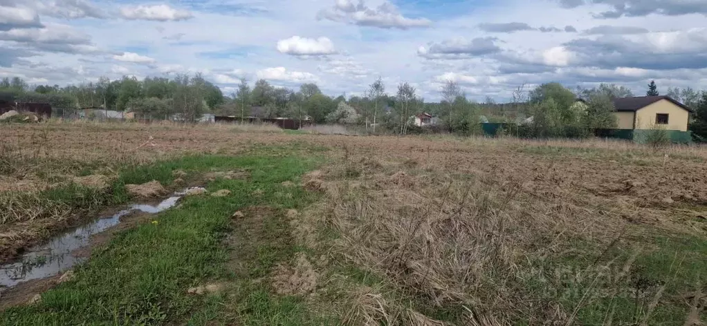 Участок в Московская область, Домодедово городской округ, д. Ртищево  ... - Фото 1