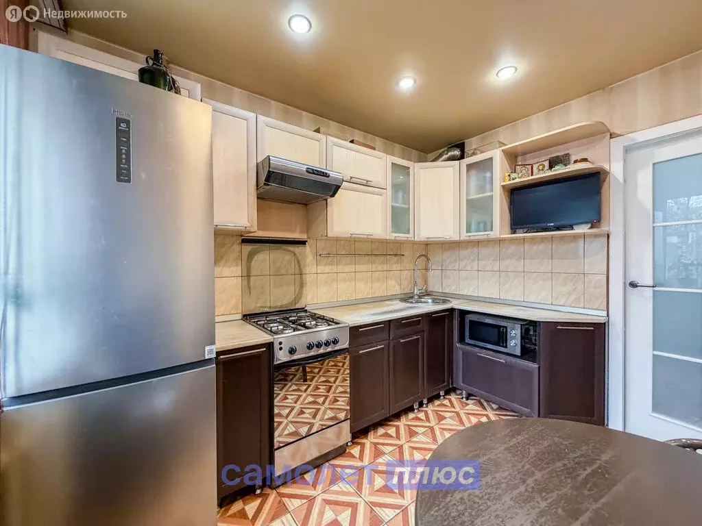 2-комнатная квартира: Чебоксары, улица Кадыкова, 17 (52.9 м) - Фото 2