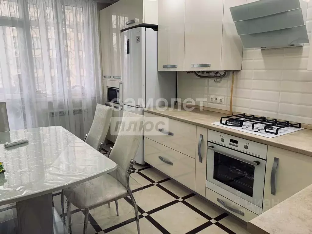 2-к кв. Краснодарский край, Анапа Владимирская ул., 69 (62.0 м) - Фото 1