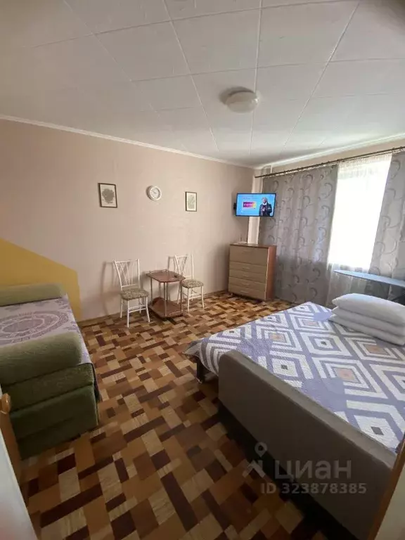 1-к кв. Крым, Щелкино Ленинский район, 3-й мкр, 94А (35.0 м) - Фото 1