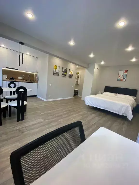 Студия Иркутская область, Ангарск 182-й кв-л, 9 (30.0 м) - Фото 1