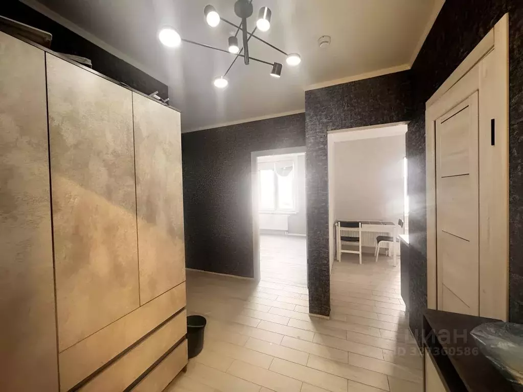 2-к кв. Крым, Симферополь просп. Александра Суворова, 107 (51.0 м) - Фото 1