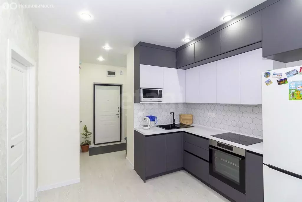 1-комнатная квартира: Тюмень, микрорайон Зарека, улица Лермонтова, 8А ... - Фото 2