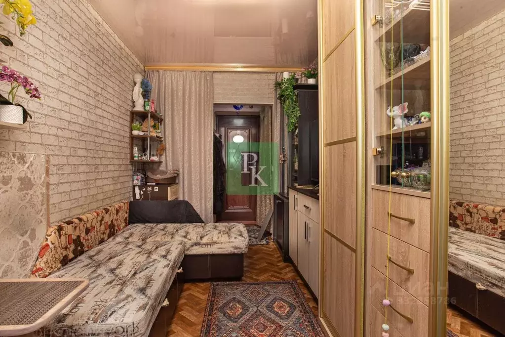 Комната Севастополь ул. Героев Подводников, 6 (12.4 м) - Фото 2
