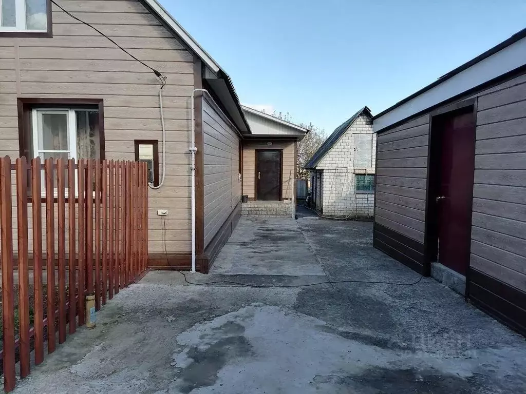 Дом в Белгородская область, Старый Оскол ул. Белинского (60 м) - Фото 0