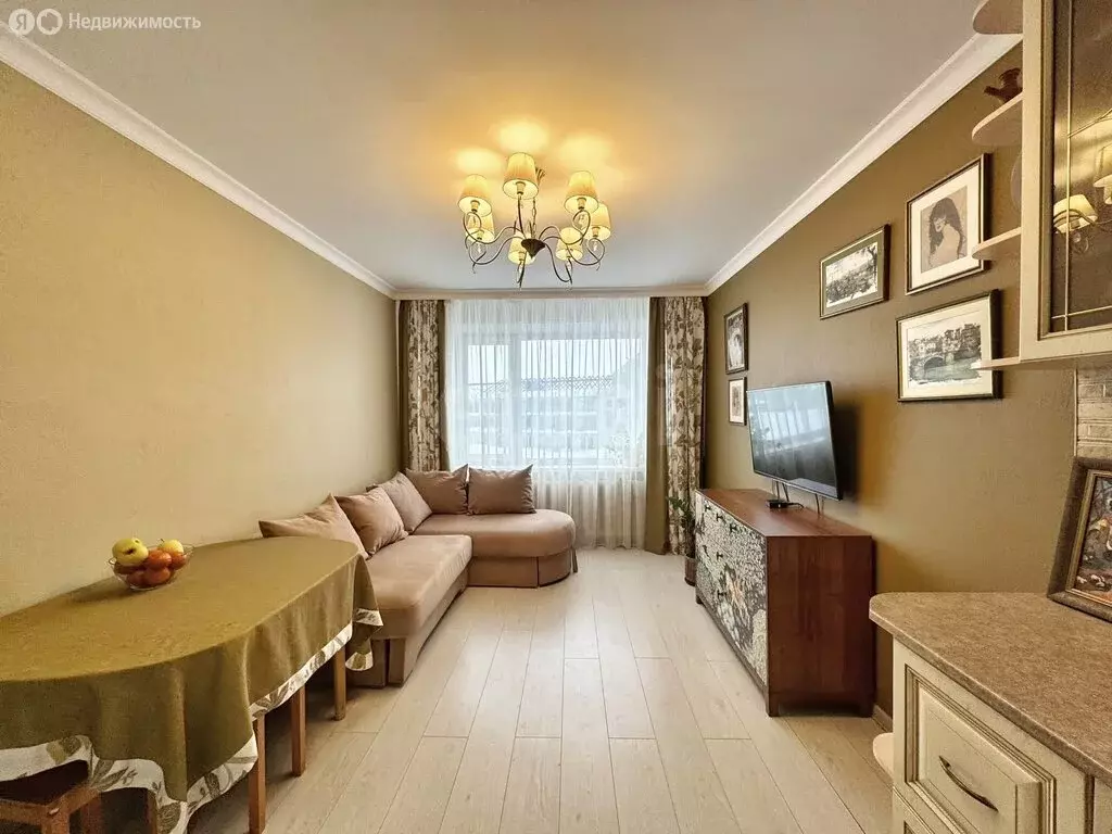 3-комнатная квартира: Петропавловск-Камчатский, улица Академика ... - Фото 2