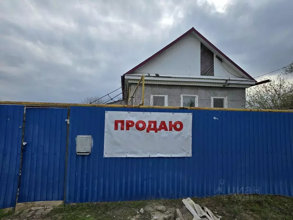 Дом в Волгоградская область, Среднеахтубинский район, ... - Фото 1