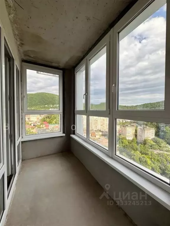 2-к кв. Краснодарский край, Туапсе ул. Портовиков, 39/2 (59.4 м) - Фото 2
