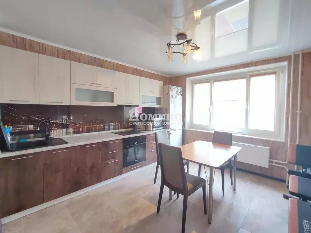 1-к кв. Тюменская область, Тюмень ул. Федюнинского, 60 (39.5 м) - Фото 1