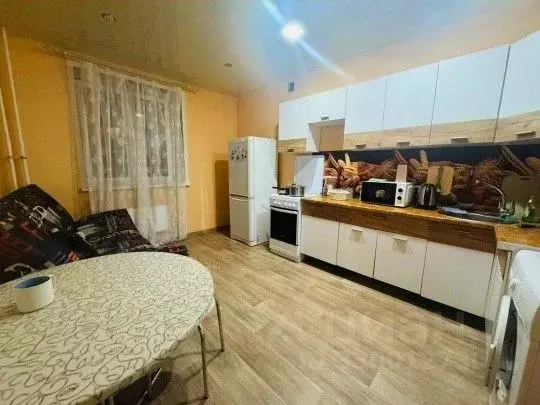 3-к кв. Кировская область, Киров Октябрьский просп., 105А (47.0 м) - Фото 1
