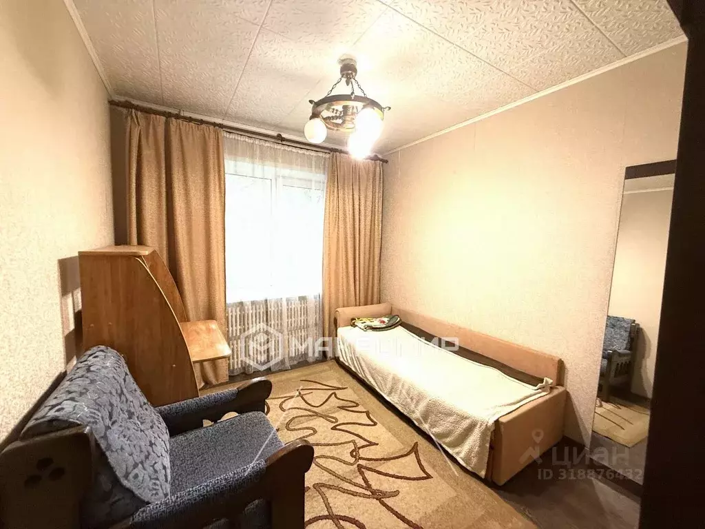 3-к кв. Брянская область, Брянск Фосфоритная ул., 7 (63.0 м) - Фото 1