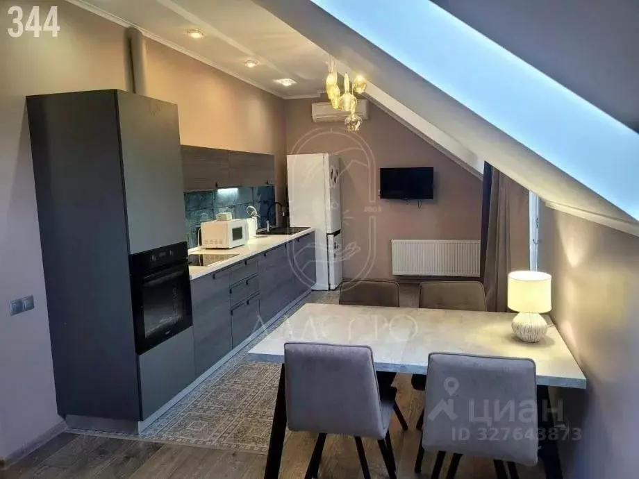 2-к кв. Севастополь ул. Годлевского, 45 (105.0 м) - Фото 2