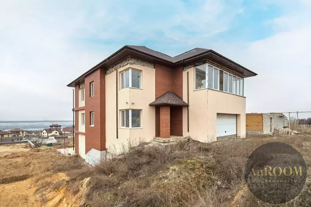 Дом в Волгоградская область, Волгоград ул. Героев Тулы, 88 (435 м) - Фото 1