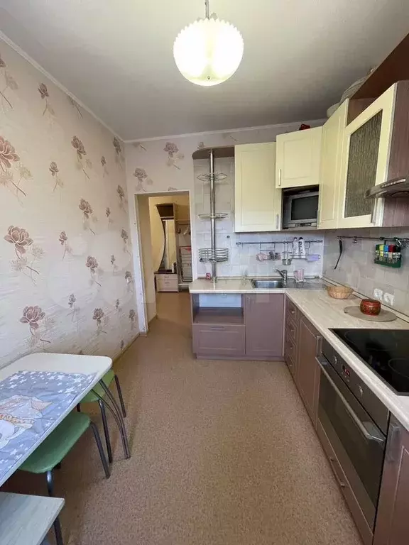 2-к. квартира, 47 м, 7/9 эт. - Фото 1