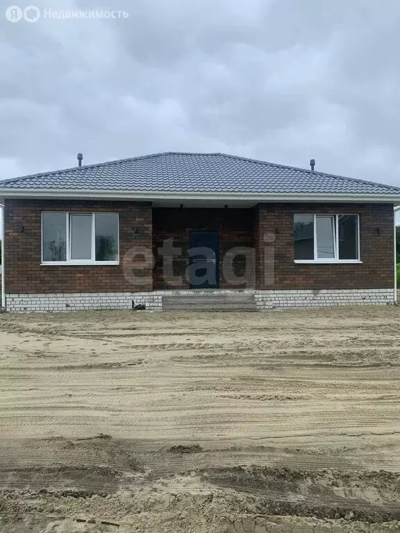 Дом в Брянский район, Отрадненское сельское поселение, село Отрадное ... - Фото 1