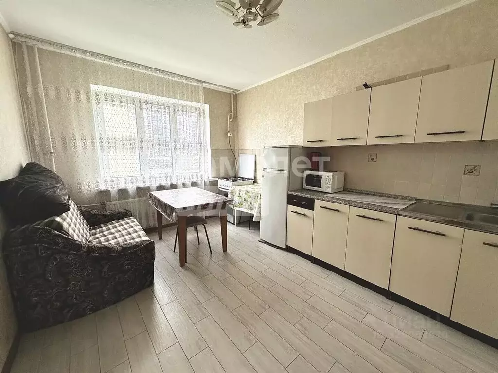 1-к кв. Брянская область, Брянск ул. Романа Брянского, 25 (49.0 м) - Фото 1