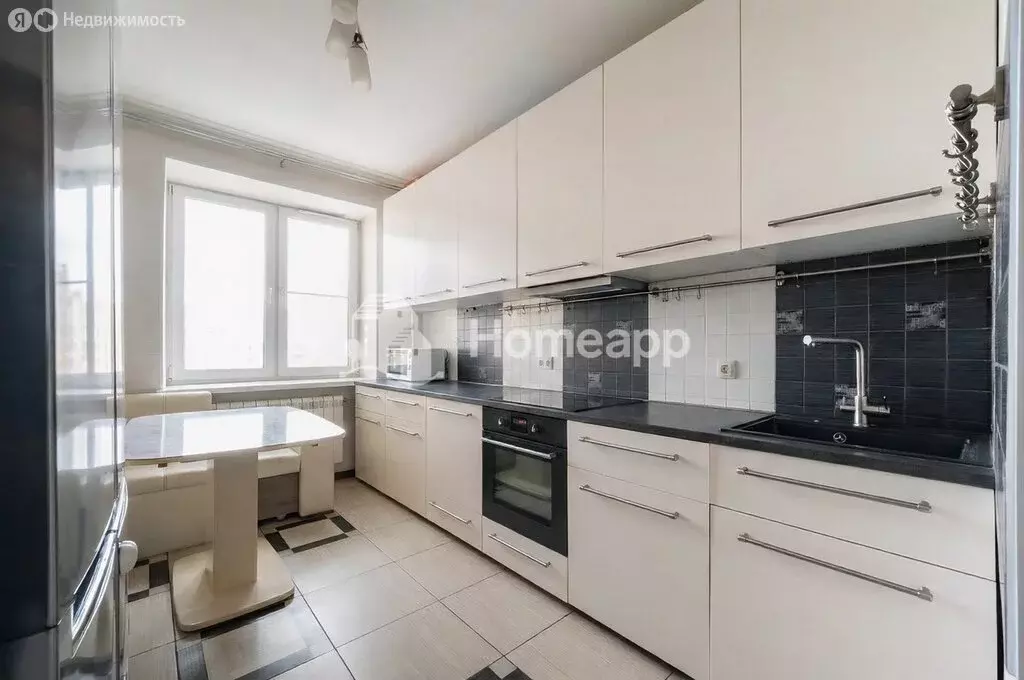 2-комнатная квартира: Москва, улица Новаторов, 6 (58.9 м) - Фото 1