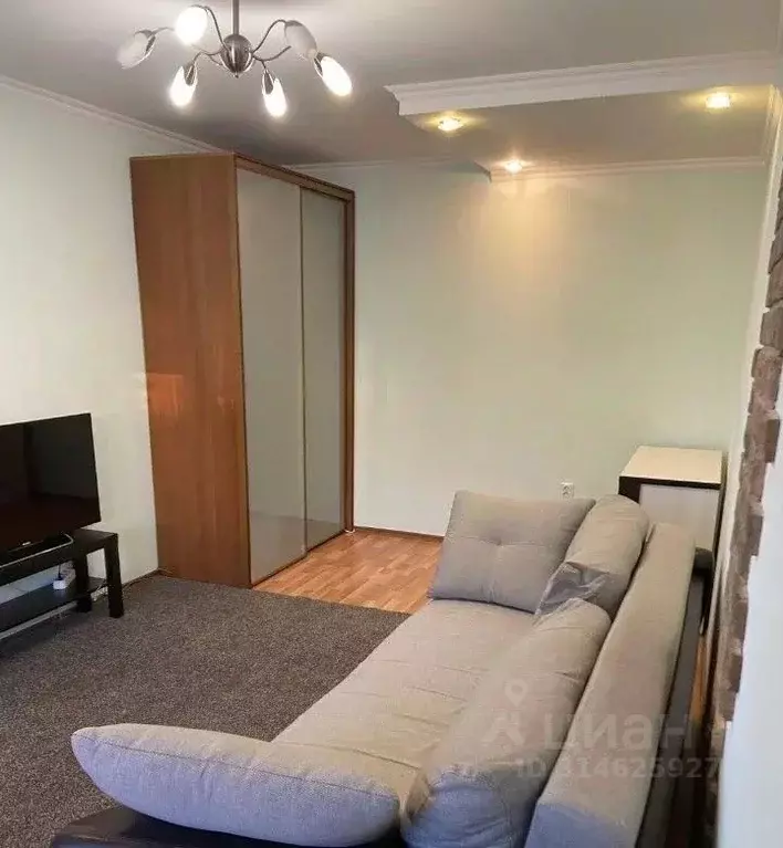 1-к кв. Татарстан, Казань ул. Хайдара Бигичева, 17 (35.0 м) - Фото 1