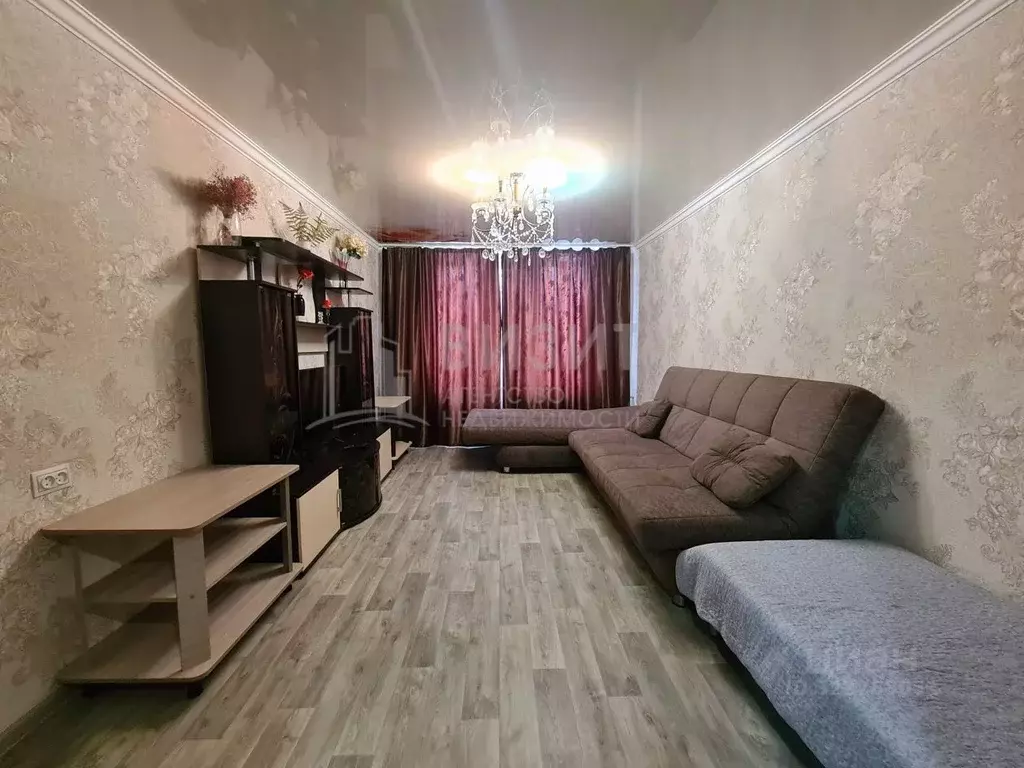 3-к кв. Татарстан, Нижнекамск ул. 50 лет Октября, 19 (59.6 м) - Фото 1