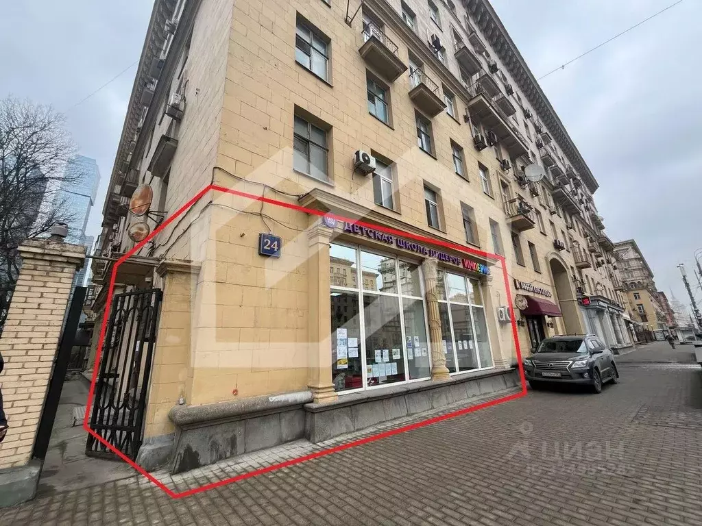 Помещение свободного назначения в Москва Кутузовский просп., 24 (379 ... - Фото 1