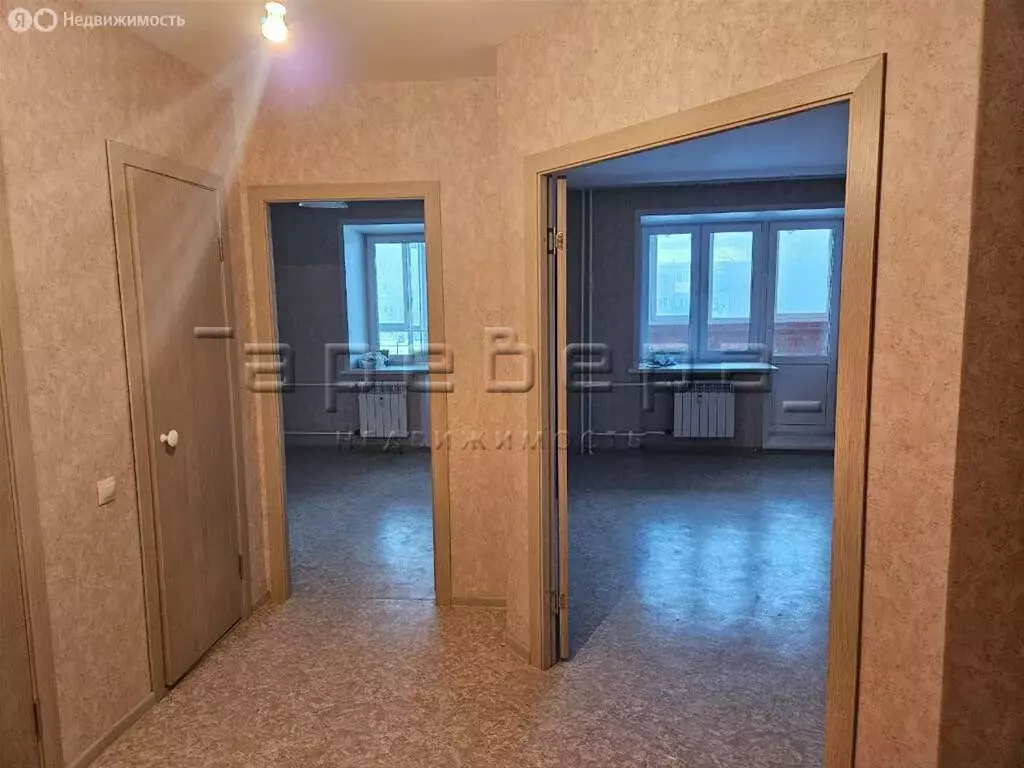 2-комнатная квартира: Красноярск, улица Баумана, 6 (66 м) - Фото 0